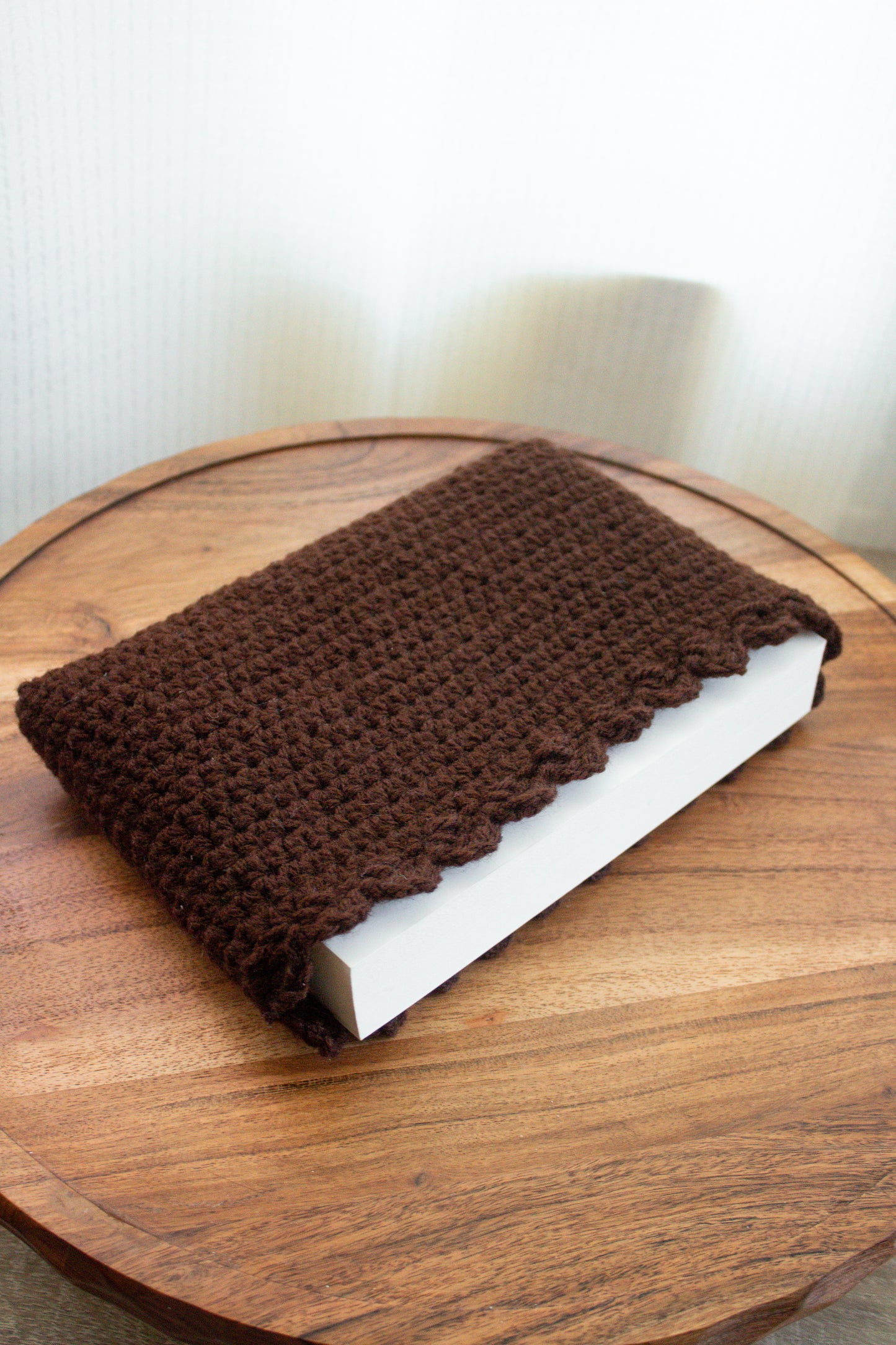 Crochet Tulip Trim Booksleeve