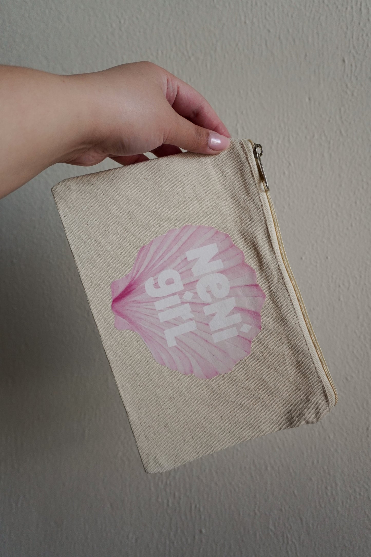 Neni Girl Pouch